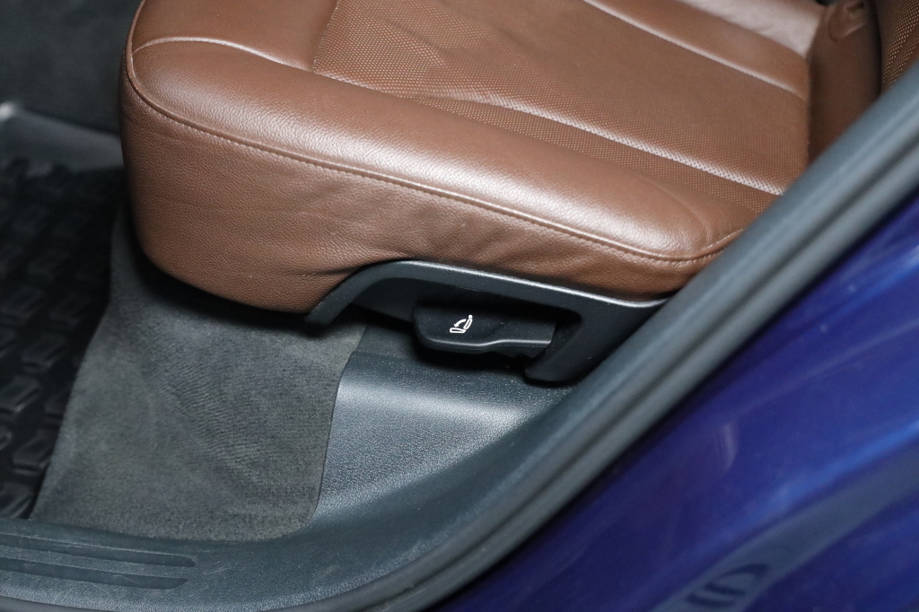 Audi Q5 2016 фото 6