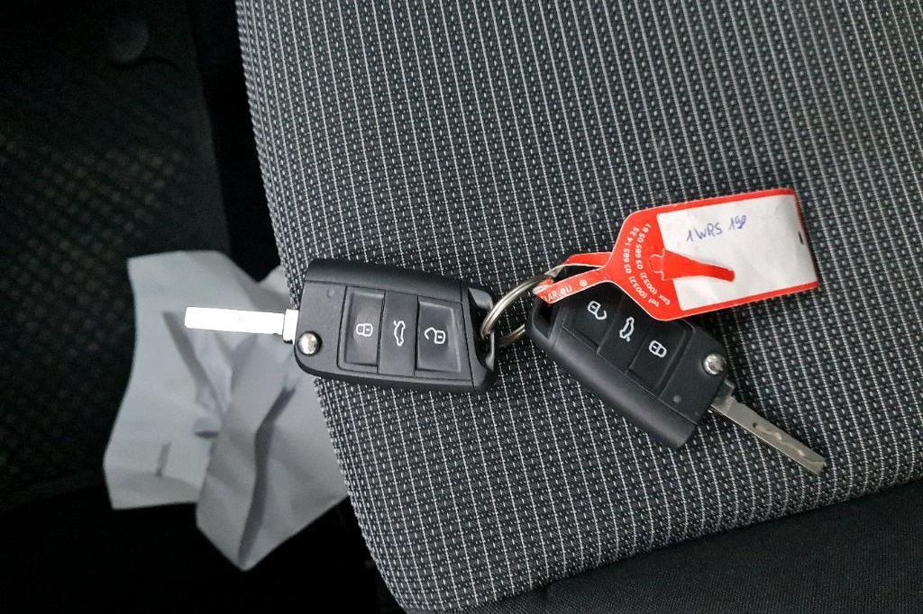 SEAT Leon ST 2018 photo 28