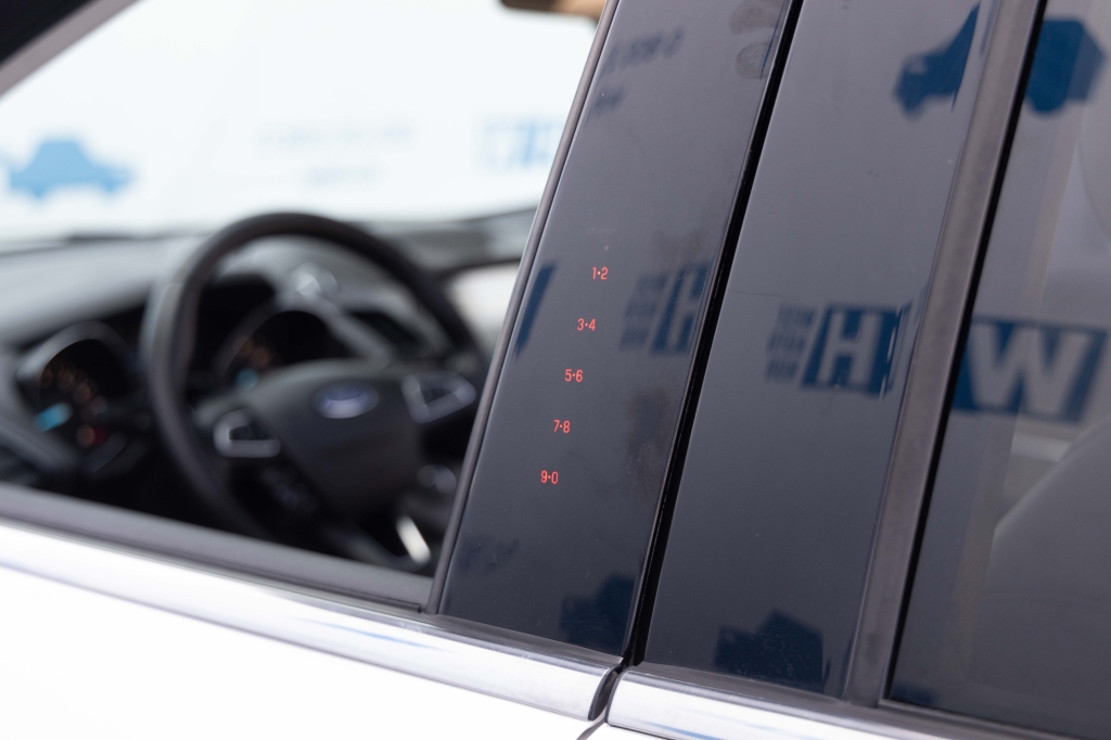 Ford Escape SEL 2019 photo 12