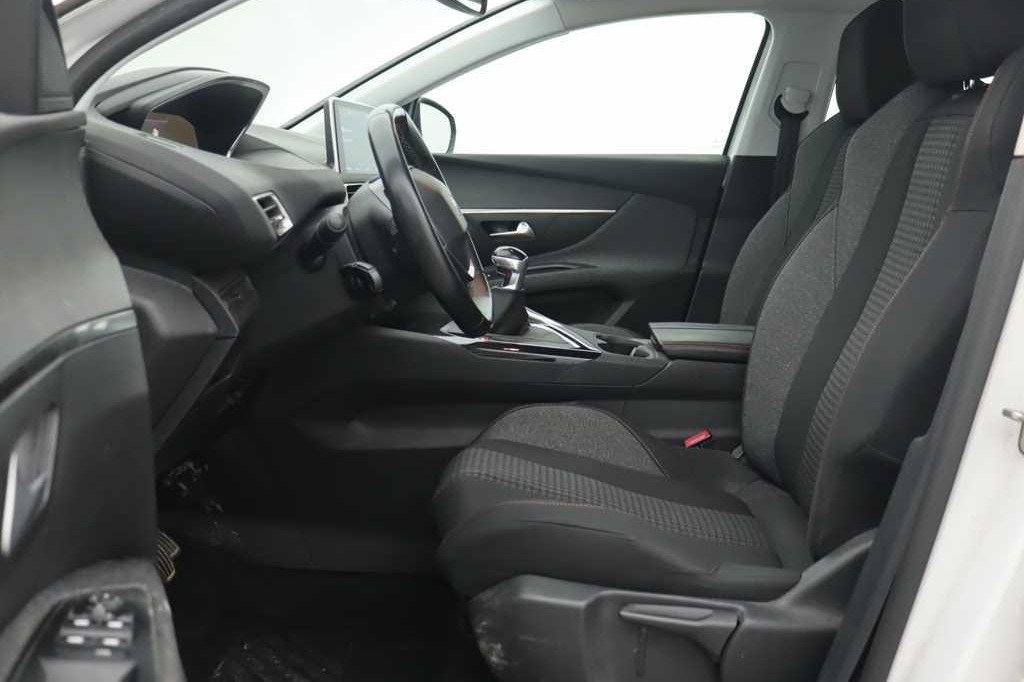 Peugeot 5008 2018 photo 5