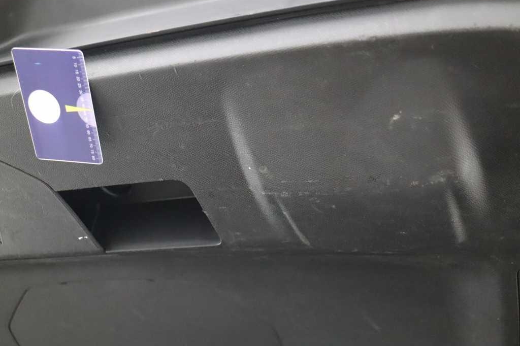 Peugeot 5008 2018 photo 17