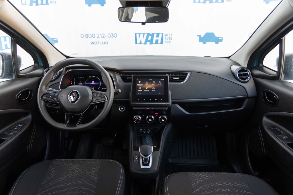 Renault Zoe 2021 фото 17