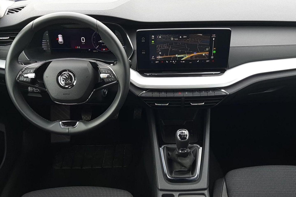 Skoda Octavia Combi 2020 фото 4