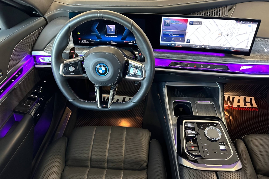 BMW 7 Series 760e  2023 photo 18