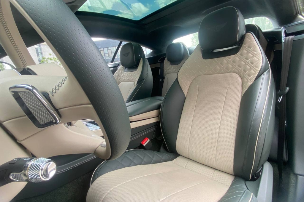 Bentley Continental GT 2021 фото 13