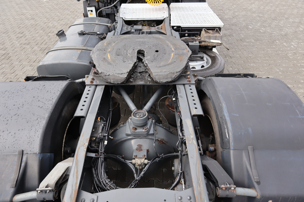 DAF CF 85 360 2010 фото 6