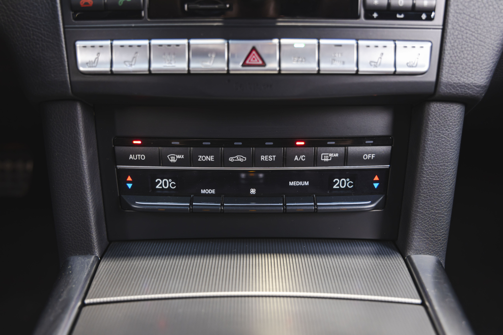 Mercedes-Benz E-Class E350 2014 photo 27