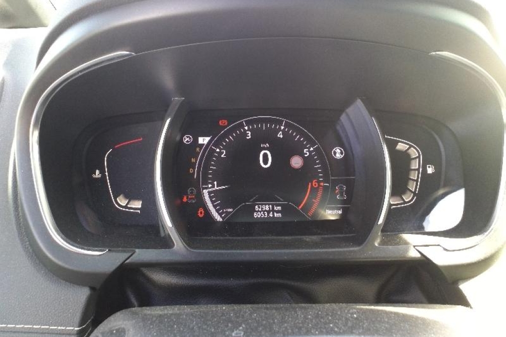 Renault Scenic 2019 фото 1