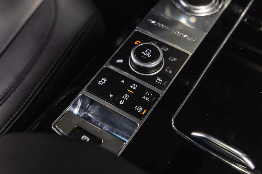 Land Rover Range Rover Vogue 2013 фото 31