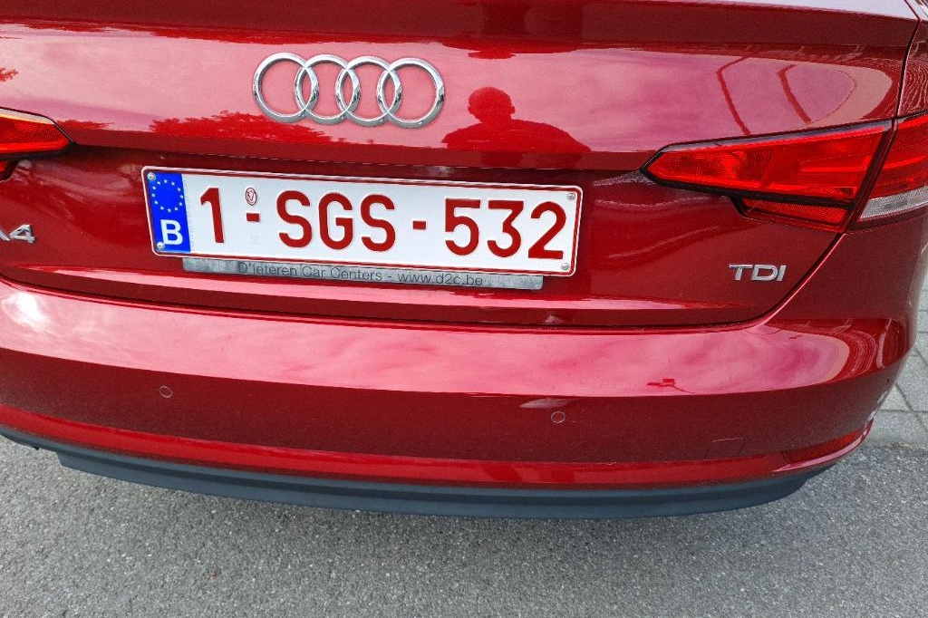 Audi A4 2017 фото 27