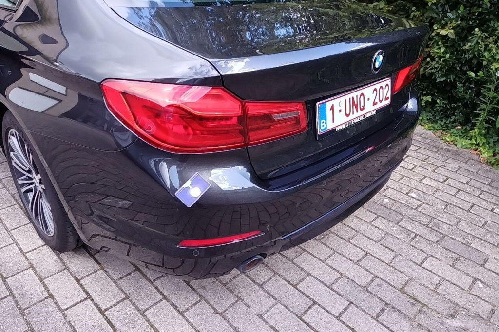 BMW 5 Series 2018 photo 9