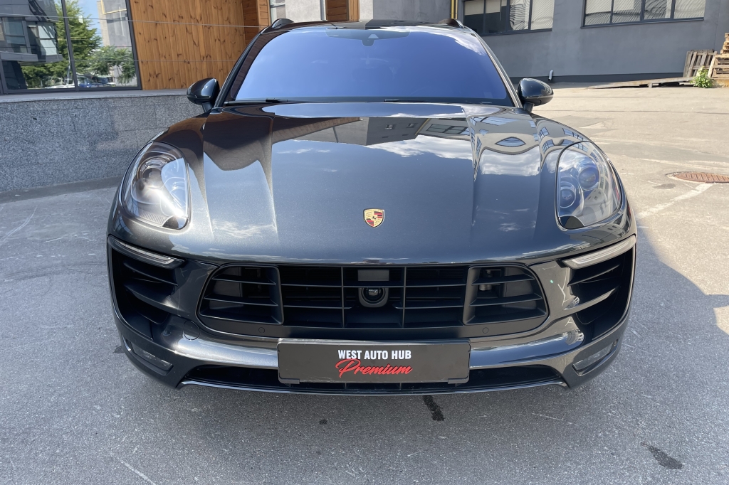 Porsche Macan GTS 2017 photo 1