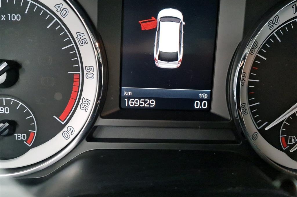 Skoda Octavia Combi 2018 photo 5