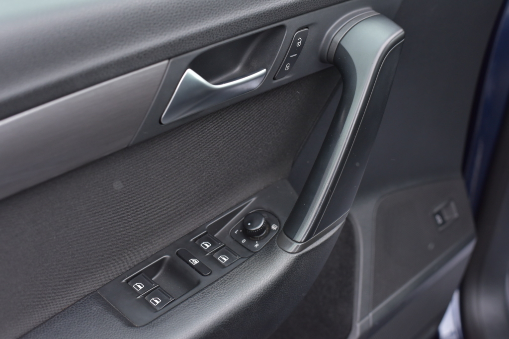 Volkswagen Passat B7 Panorama 2012 фото 28