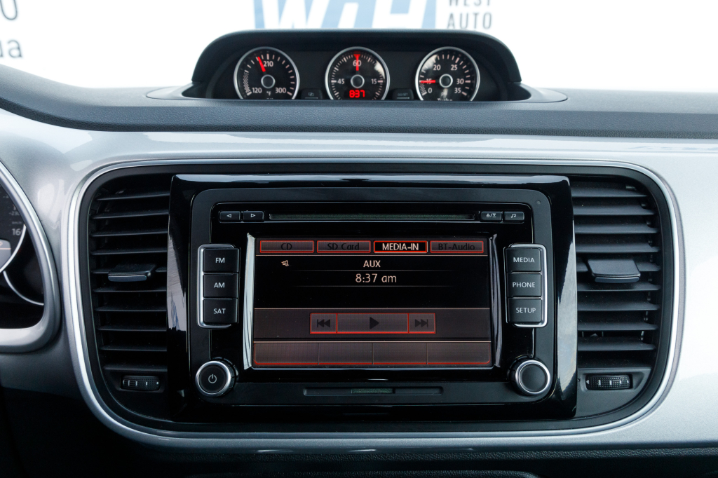 Volkswagen Beetle 2014 photo 6