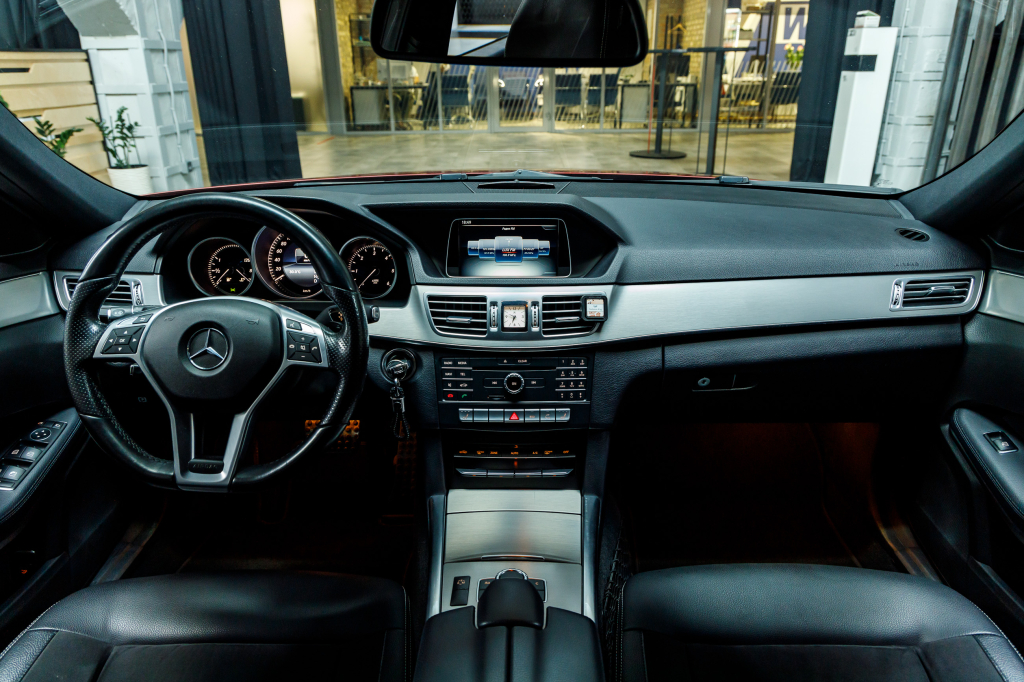 Mercedes-Benz E 220  Bluetec 2015 фото 20