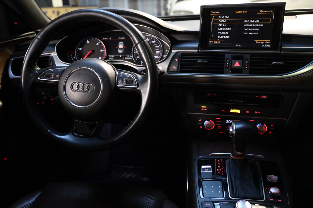 Audi A6 2014 photo 44