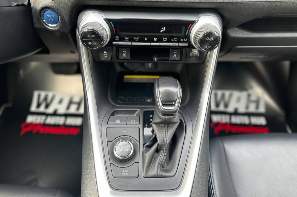 Toyota RAV4 EV Hybrid 2020 photo 20