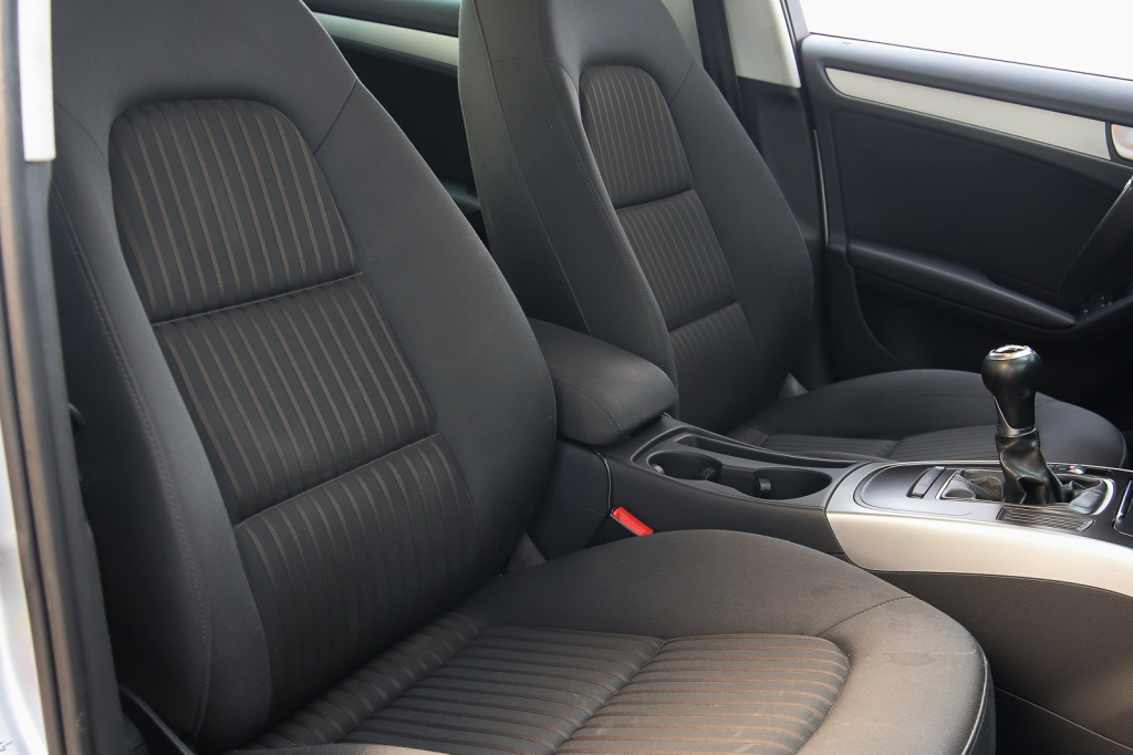 Audi A4 2008 фото 14