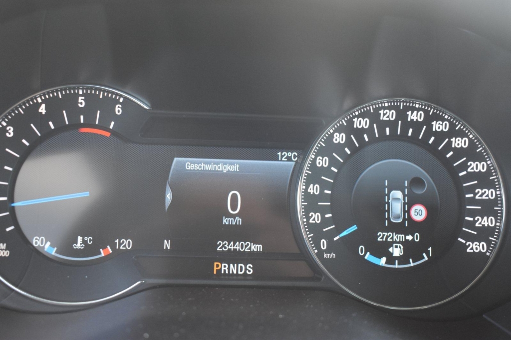 Ford Galaxy 2016 photo 3