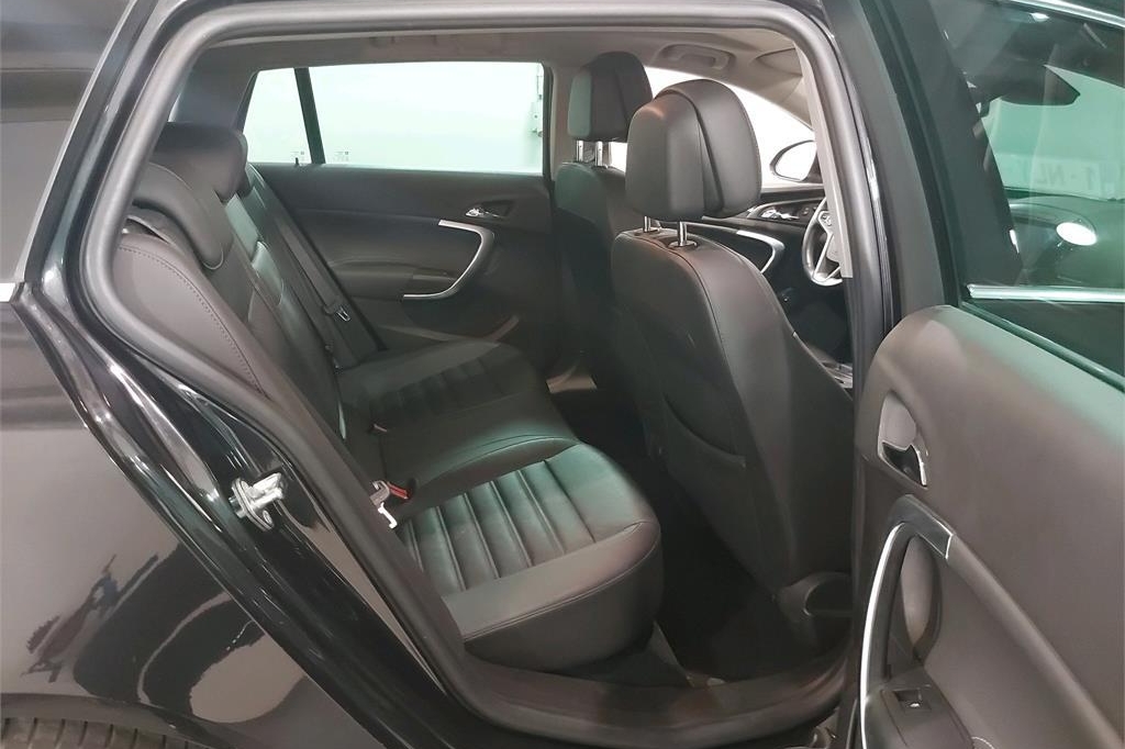 Opel Insignia Sports Tourer 2016 photo 6