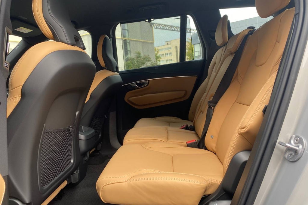 Volvo XC90 B5 AWD 2022 фото 13