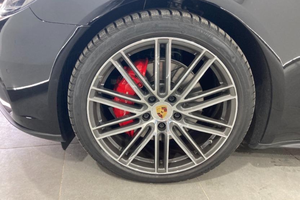 Porsche Panamera 4S 2017 photo 8