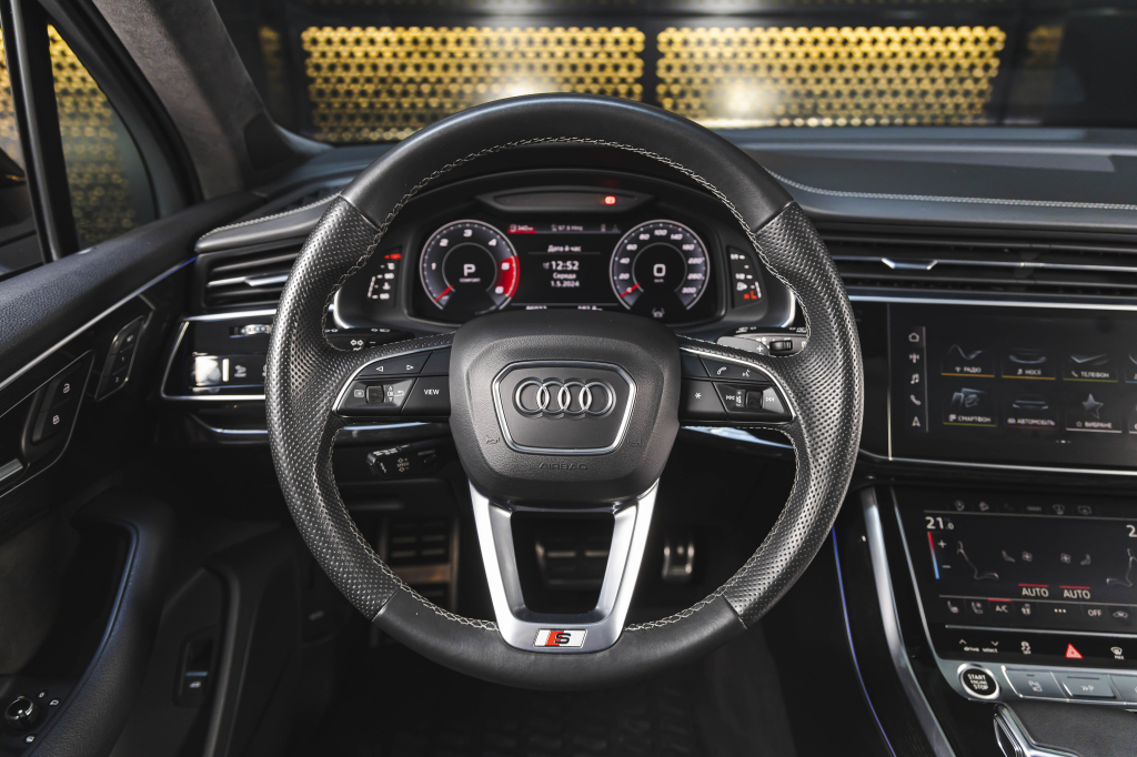 Audi Q7 S-Line 2021 photo 27