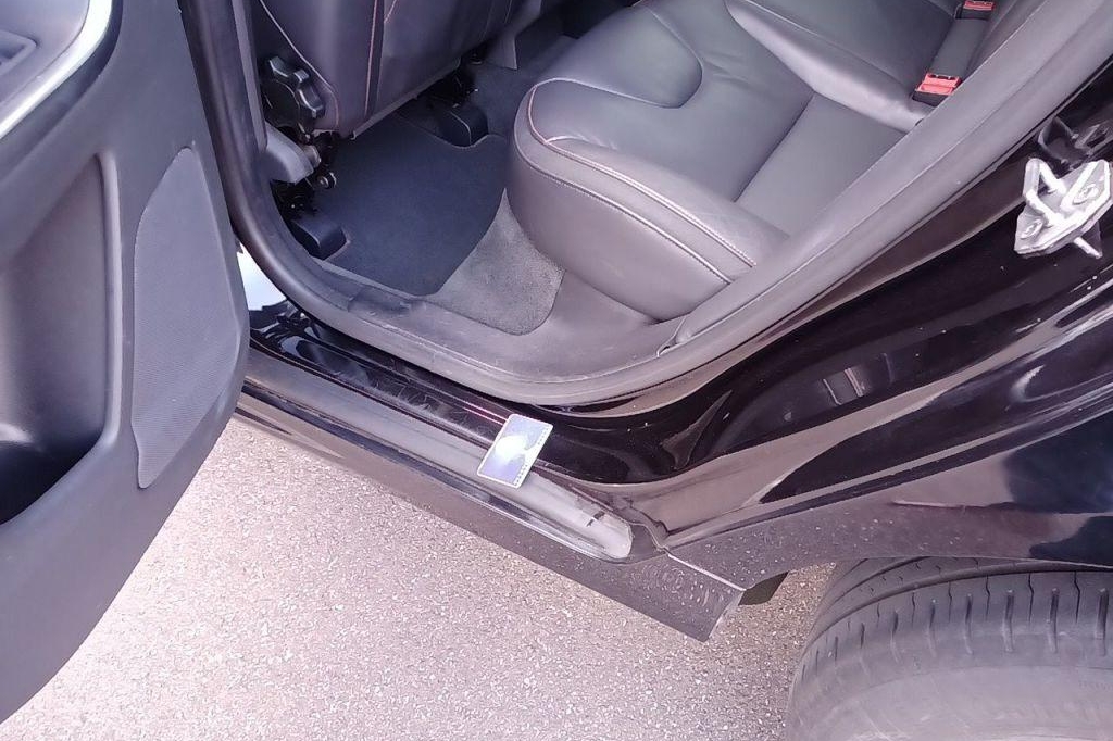 Volvo XC60 2016 photo 45