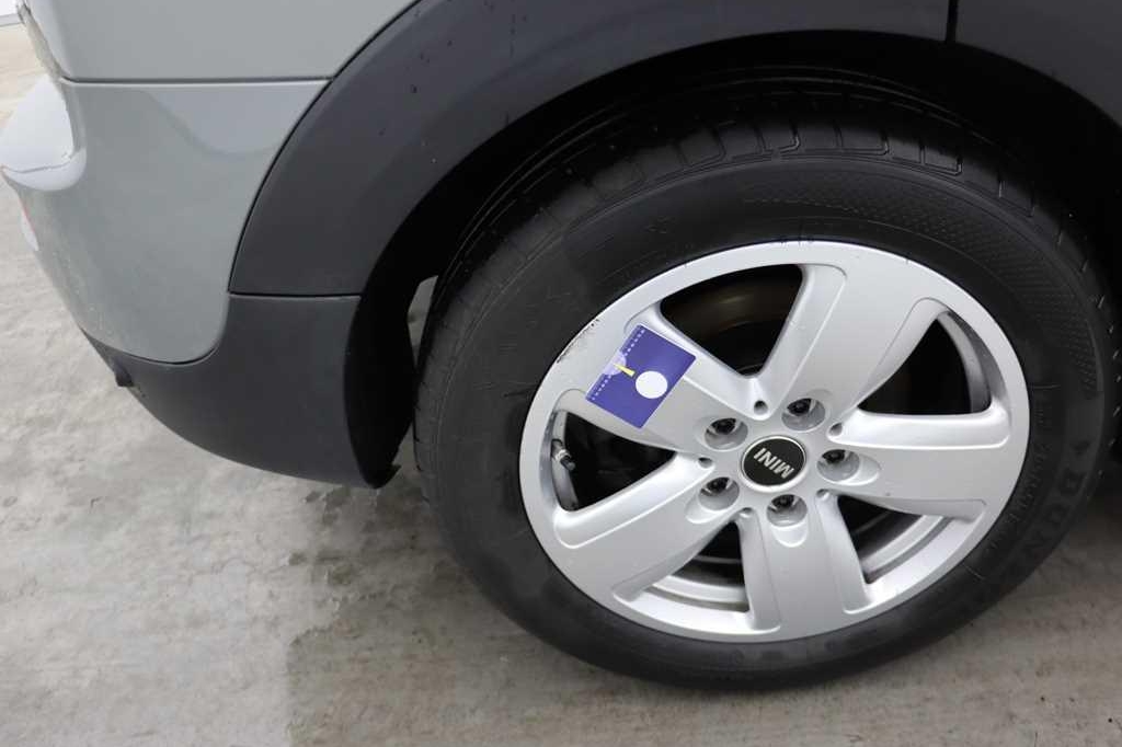 MINI Clubman 2016 фото 10