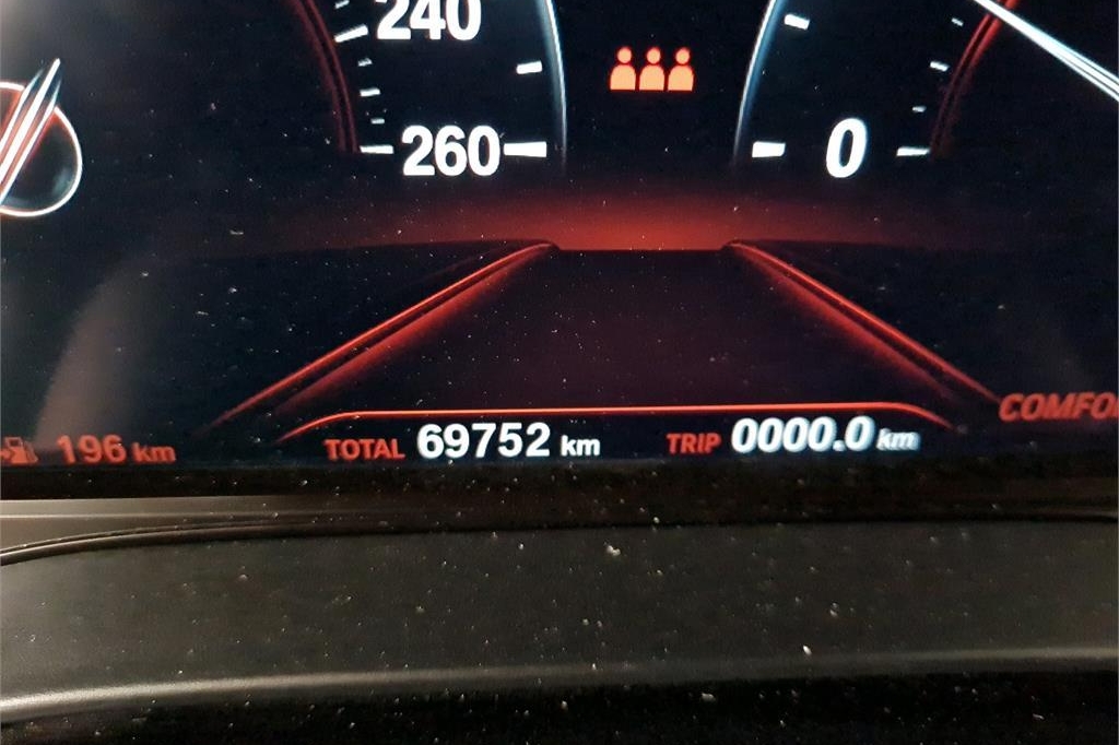 BMW 5er Touring 2018 photo 2