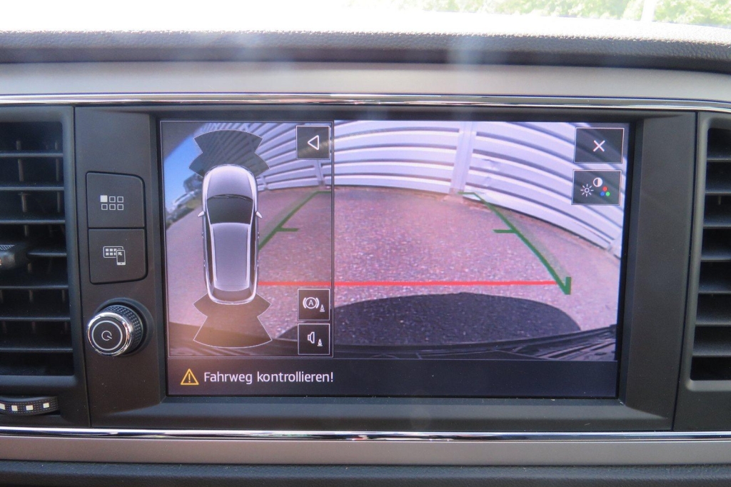 SEAT Leon ST 2020 фото 4