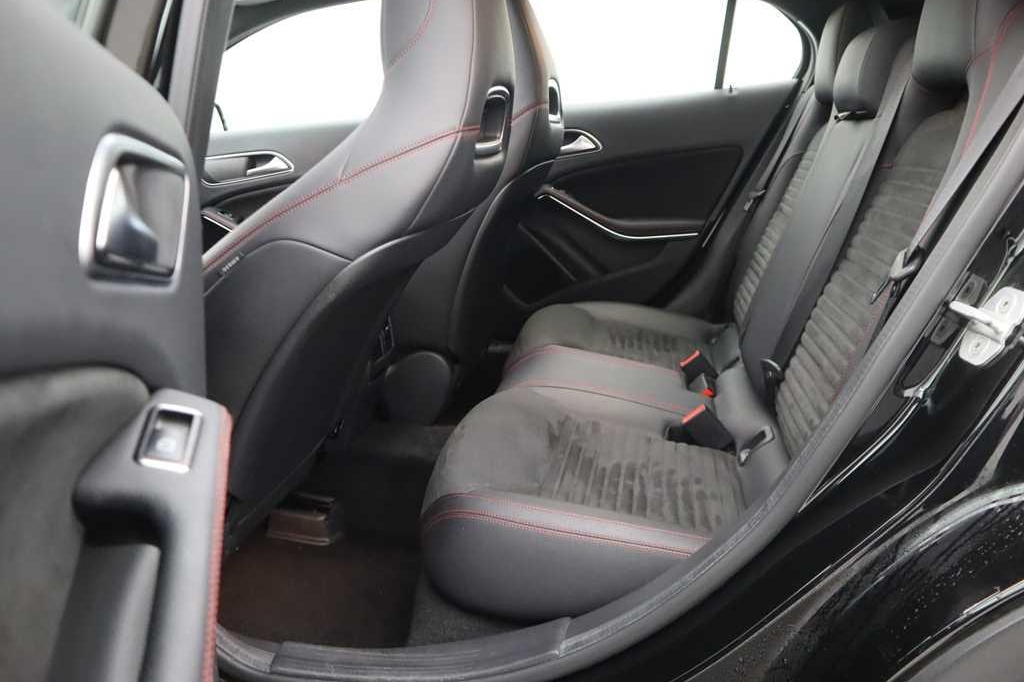 Mercedes-Benz GLA 2017 фото 7