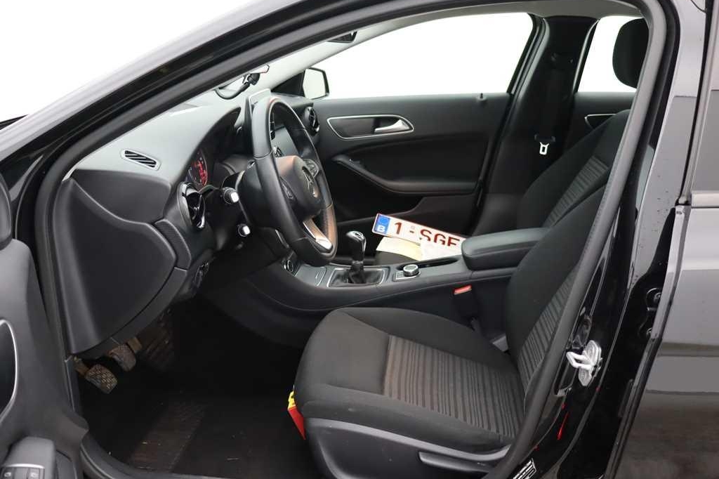 Mercedes-Benz A-Klasse 2017 фото 4