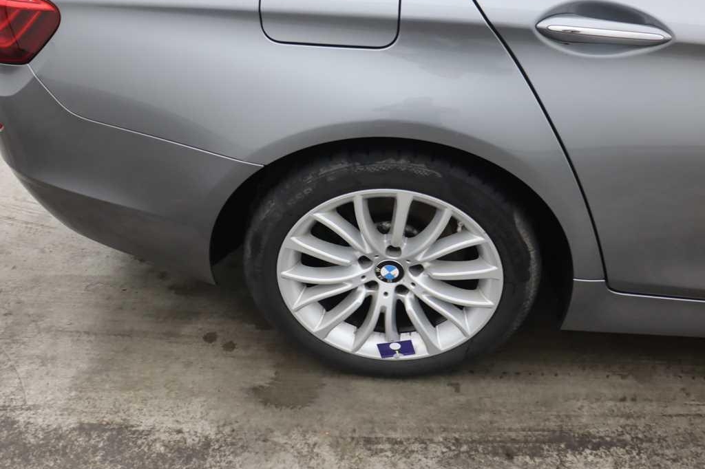 BMW 5er Touring 2016 photo 13
