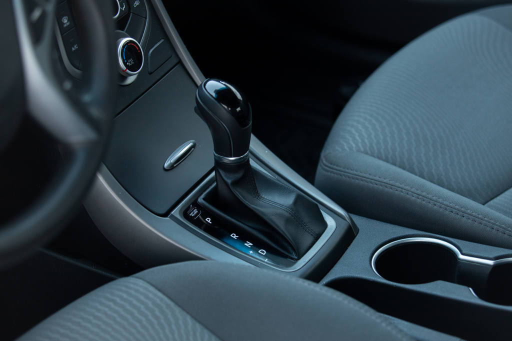 Hyundai Elantra SE 2015 фото 22