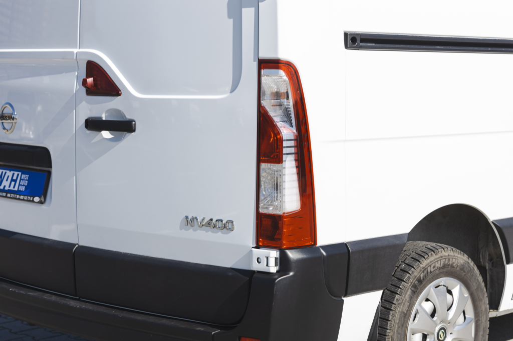 Nissan NV400 2017 photo 8