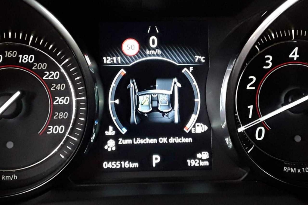 Jaguar F-Type 2017 фото 3