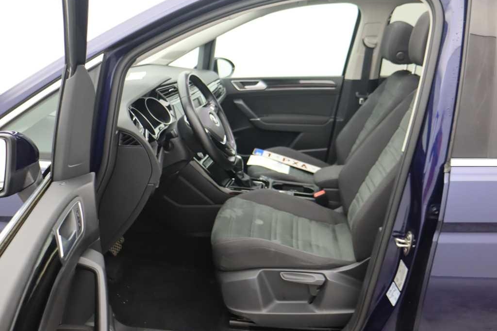 Volkswagen Touran 2016 фото 1