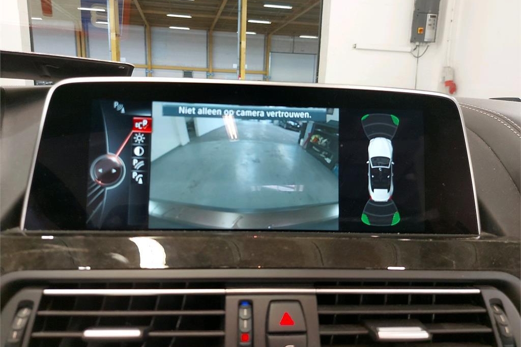 BMW 6 Series 2015 photo 9