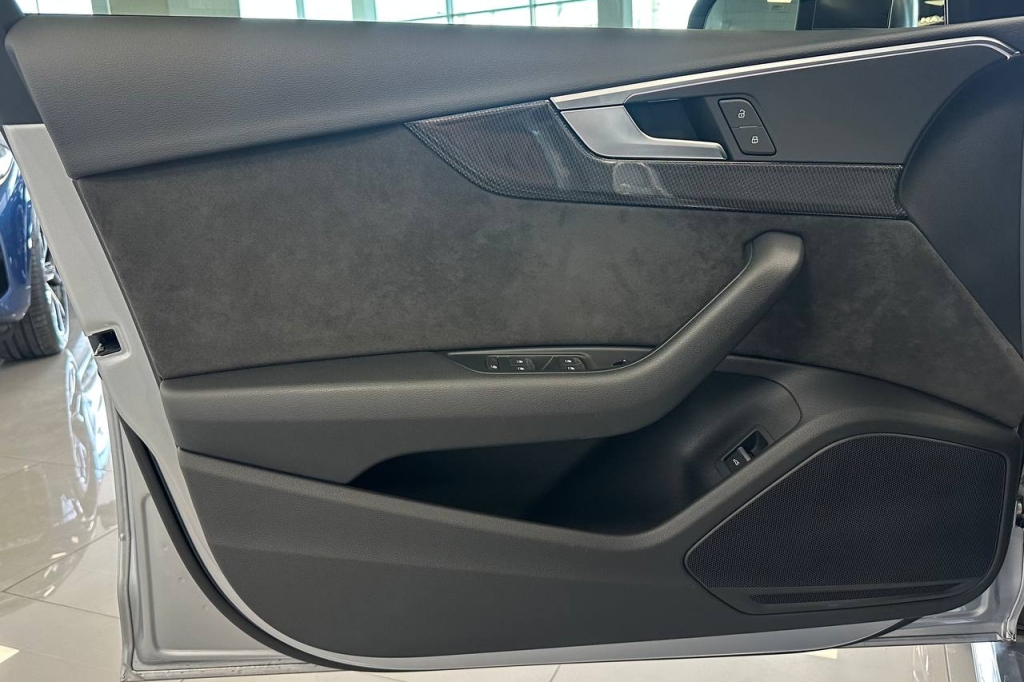 Audi S4 2017 фото 7