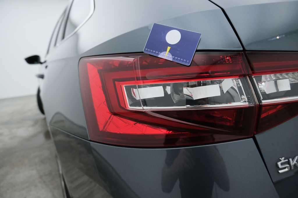 Skoda Superb Combi 2016 фото 81