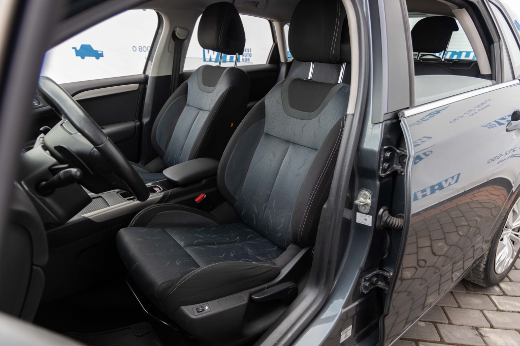 Citroen C4 2015 фото 12