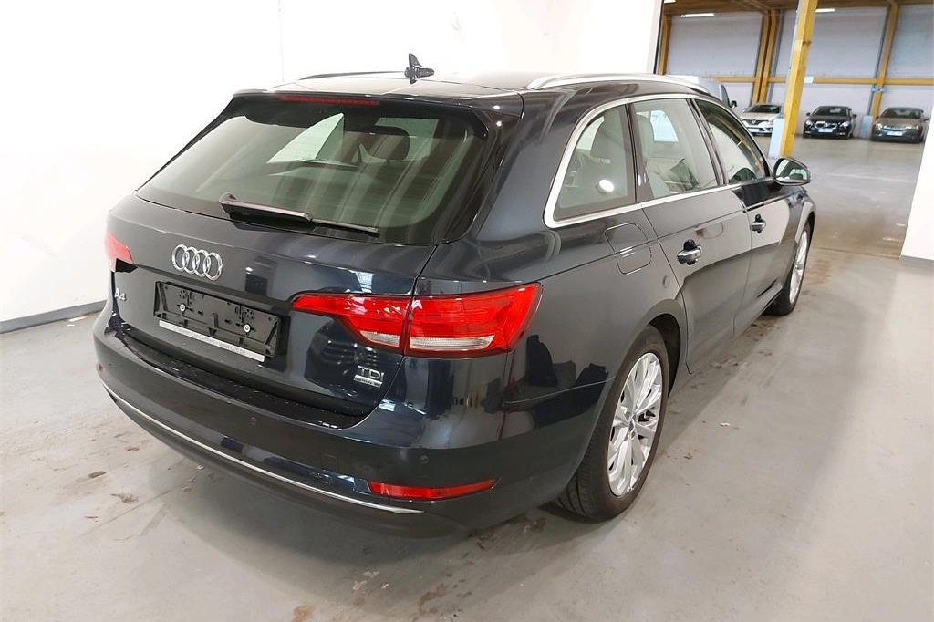 Audi A4 Avant 2017 photo 4