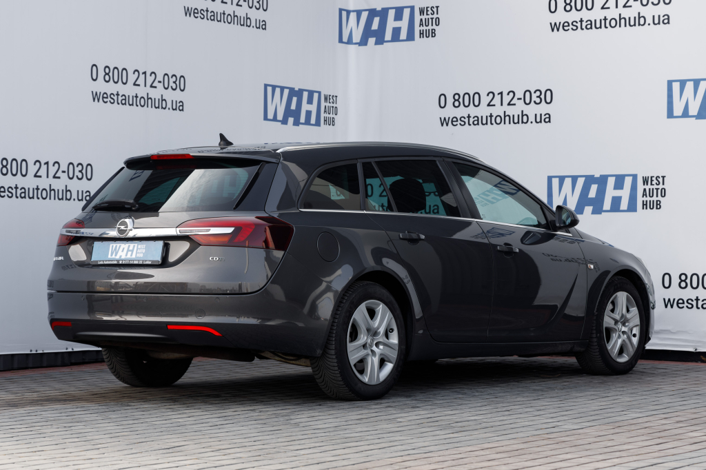 Opel Insignia photo 5