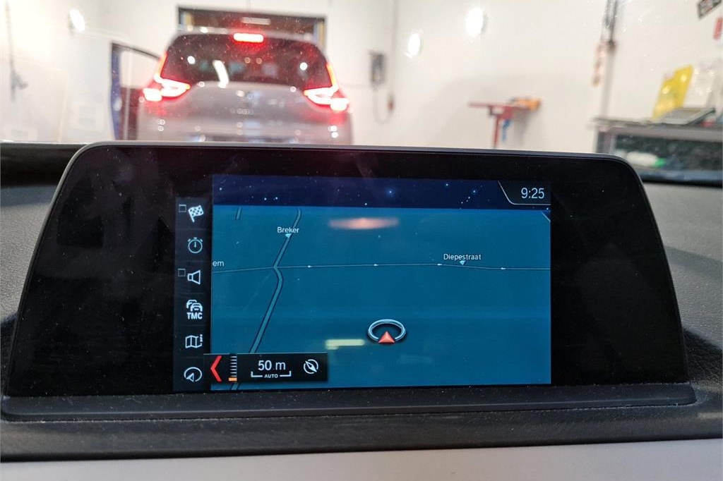 BMW 1er 2018 фото 6