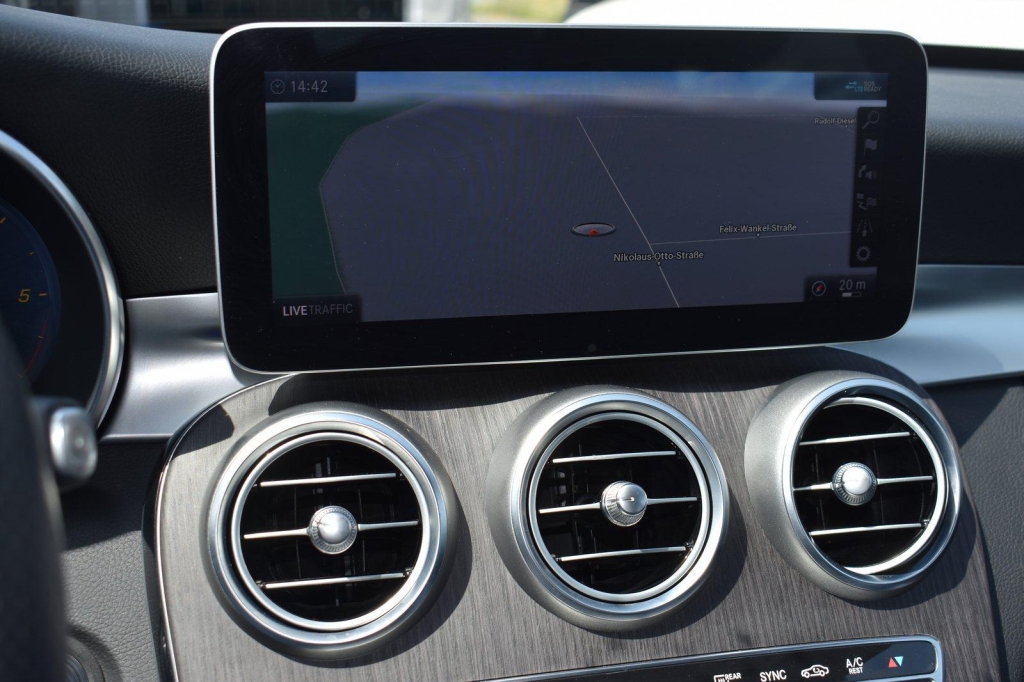 Mercedes-AMG C-Klasse 2019 photo 3