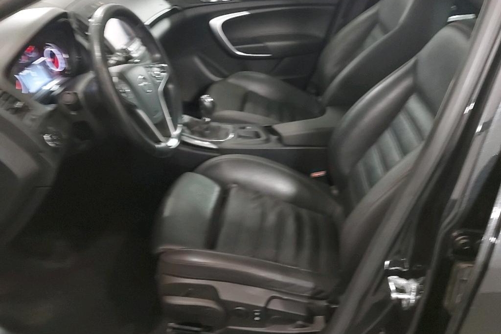 Opel Insignia Sports Tourer 2016 photo 11