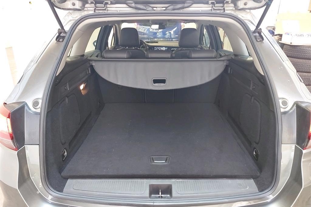 Opel Astra Sports Tourer 2017 фото 6