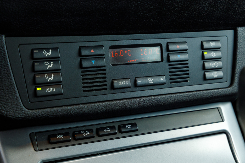 BMW X5 3.0 d 2003 photo 16